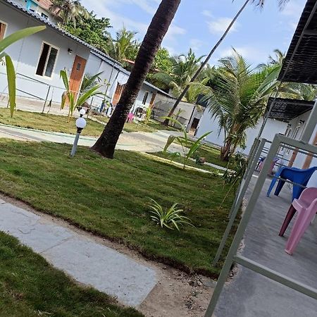 Shantaram Beach Huts 阿姆波尔 外观 照片