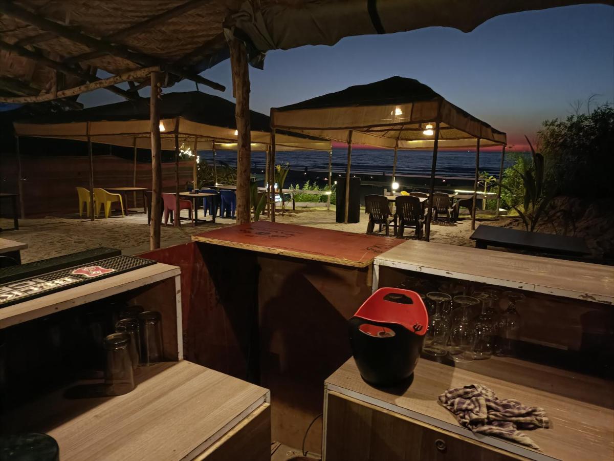Shantaram Beach Huts 阿姆波尔 外观 照片